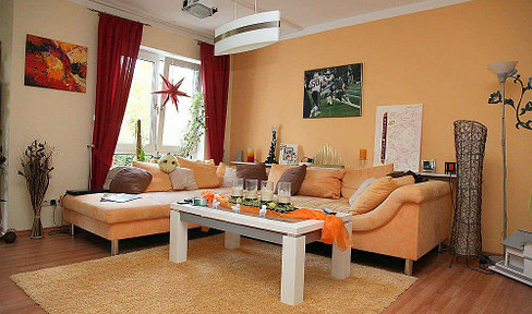 VON PRIVAT: Exklusive, gepflegte 3-Zimmer-Maisonette-Wohnung mit Terrasse und EBK in Bad Homburg