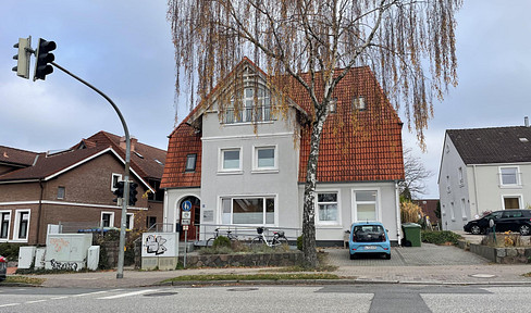 🏡 Attractive apartment building in a central location - a rare opportunity!