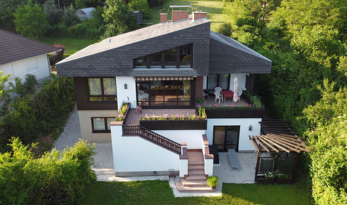 FREE OF PROVISION: Architect's house in Eichgraben - prime location & quality