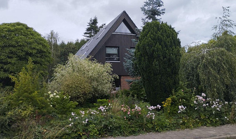 Mehrgenerationenhaus, ruhige Lage, idyllisch im Grünen gelegen