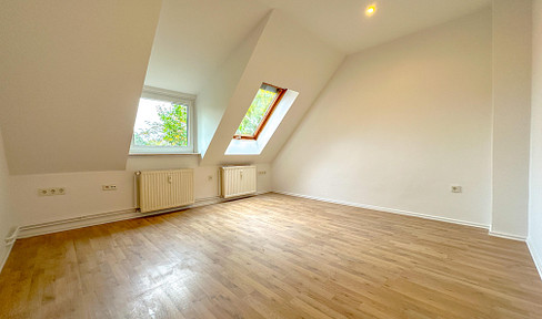 Ruhige Dachgeschoss Wohnung in Bestlage von Bremen-Lesum