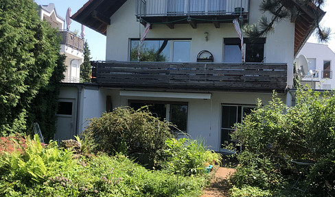 4 room apartment, over 400 m2 private garden