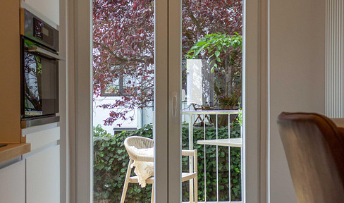 Exklusiv möblierte 2-Zimmer-Wohnung mit Balkon und Gartennutzung All-inkl.