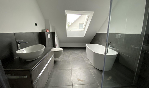 4-room apartment with balcony directly on the Osterberg Himmelsthür nature reserve New build