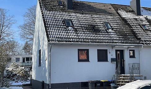 Top renovated terraced house with upscale furnishings in Alt-Osterholz