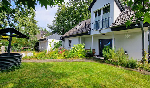 Freistehendes Einfamilienhaus im grünen Schöneiche