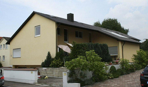 Large apartment with roof terrace and garden, central and quiet in Rain