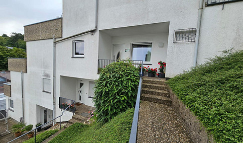 Attractive 4.5-room terrace apartment, with laundry room and cellar on one level