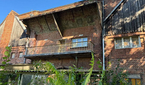 Unique restoration property with expansion potential in a dream Oderbruch location