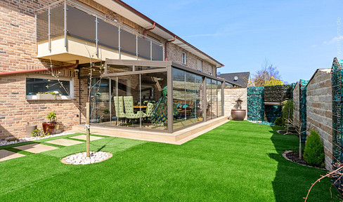 Detached house, KfW55 standard, built in 2020 | 254 m² | 5 bedrooms | Sunroom | Bissendorf, Osnabrück.