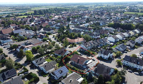 Saniertes Anwesen für bis zu 5 Parteien