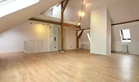 Commission-free 2-room maisonette apartment in Südstadt