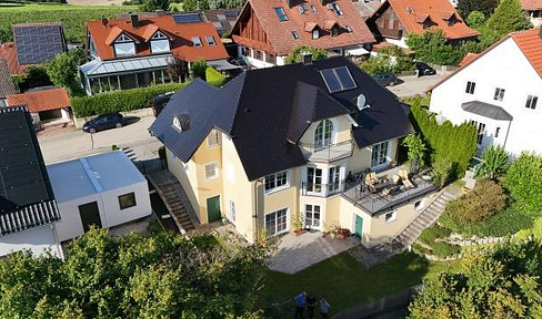 tolles Einfamilienhaus mit ELW  in Traumlage