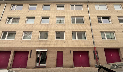 3-room apartment with loggia & park view - renovated, central, Altstadt-Süd