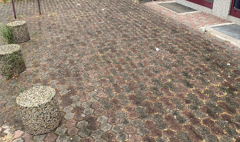 25 Meter von der Fußgängerzone Leverkusen, Bürofläche mit reichlich Lagerfläche