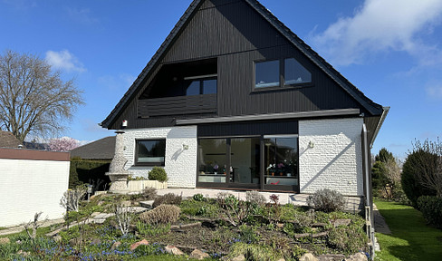 Attractive semi-detached house for sale privately without estate agent