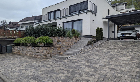 Exklusives Einfamilienhaus mit Fernblick