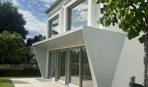 Neubau Einfamilienhaus mit möglicher Einliegerwohnung, Tiefgarage und unverbautem Ausblick