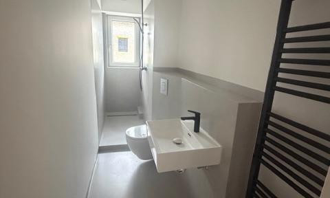 NEW modernized 2.5-room apartment in Berlin Weißensee