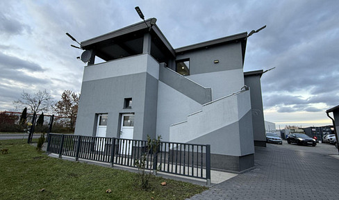 Commission-free garage/ office/ bistro kitchen/ year of construction 2020