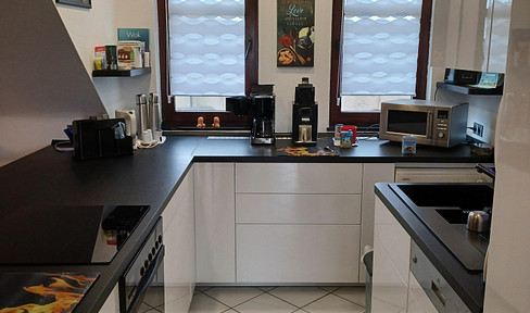 Modern, light-flooded attic apartment with air conditioning, pellet stove + balcony power plant, unobstructed LONG-DISTANCE VIEW