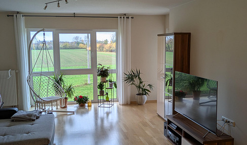 Bright renovated 3-room apartment in top location with 2 garages