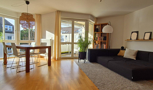 PRIVATE! Top location: Bright 3-room apartment with balcony on the 2nd floor in Munich-Bogenhausen/ Denning
