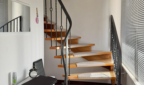 Mayen: Helle 2-Zimmer 104 m² Wohnung mit Stellplatz zentral in Mayen