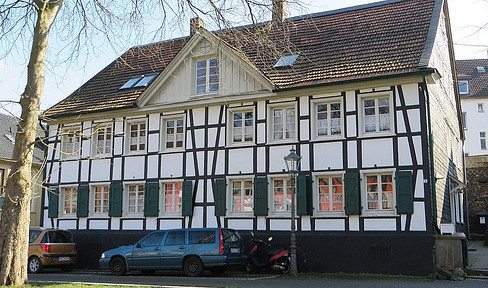 Charming attic apartment in a historic half-timbered house in Hagen - available from 01.01.2026