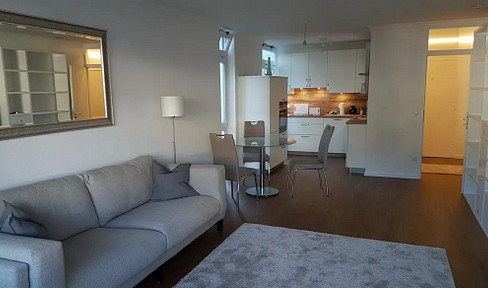 Helles 70 m² moderner 2-Zimmer-Wohnung mit Balkon – im Münchner Stadtteil Englschalking/Bogenhausen
