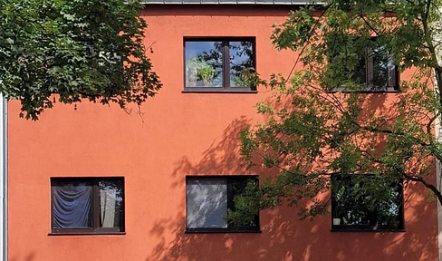 CAPITAL INVESTORS INVESTED 💰 High-yield apartment building with solid rental income!