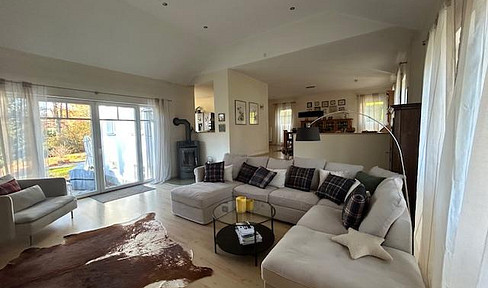 Spacious architect's house with granny apartment Wiehl central location