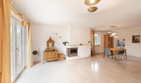 Stylish corner terraced house with plenty of space and underground parking space in Ottobrunn