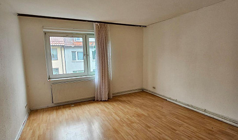 2-room apartment in the center with balcony!