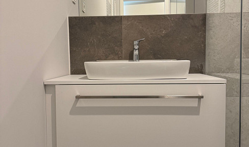 Erstbezug - 2-Zimmer-Wohnung in Nauen, EBK, teilmöbliert, Terrasse, ruhig gelegen