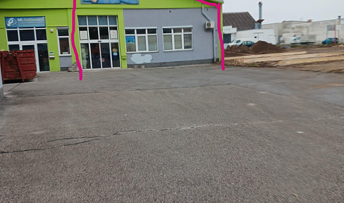 FOR RENT: Commercial space - Warehouse - Retail space - Wiener Neustadt - Fischauergasse.