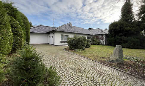Solingen entrepreneur villa in a very nice location