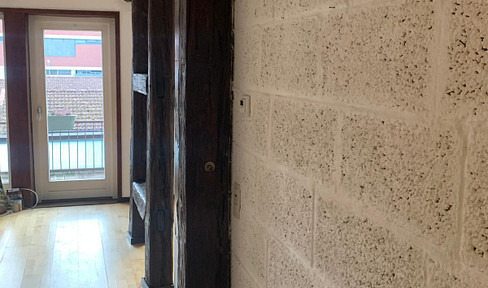 Beautiful 3-room apartment with balcony in the center of Northeim