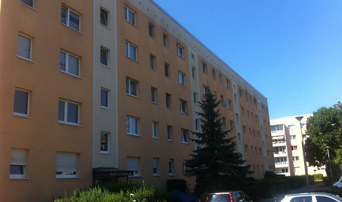 3-room EWO in Potsdam Babelsberg >Realtor-free<