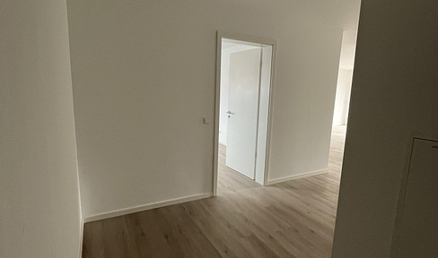 **Neubau** Charmante 3-Zimmer-Wohnung mit Einbauküche und Balkon B1-01-01