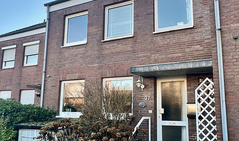 Spacious terraced house in Wunstorf-Bokeloh