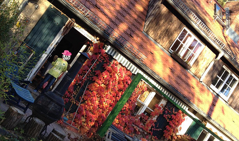 Charming witch's house for sale in the Krumme Lanke forest estate