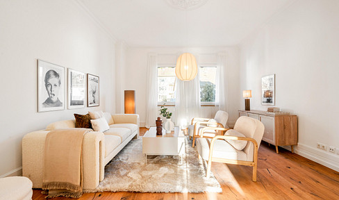 Exclusive 4-room apartment in Königstein - park, stream & castle view