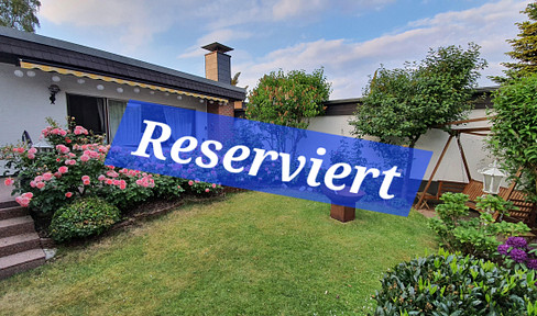 Well-kept bungalow with fireplace and sauna in a quiet location