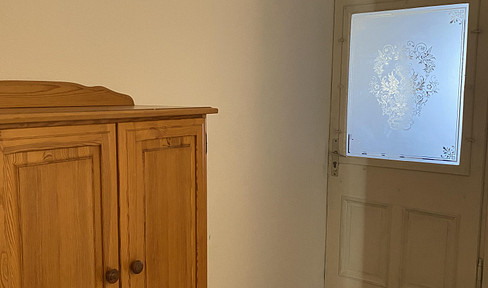 Furnished 2-room apartment in city center location