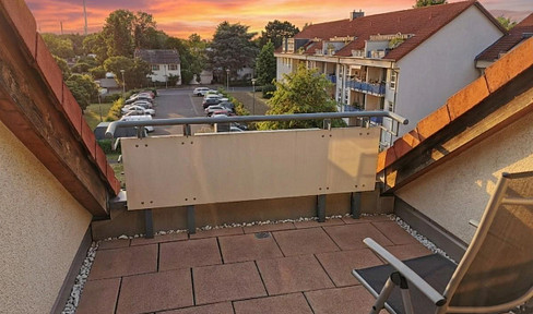Dachgeschoss Wohnung - Köln (Sürth) mit Sonnen-Loggia und Natur-/Wetterblick - Provisionsfrei