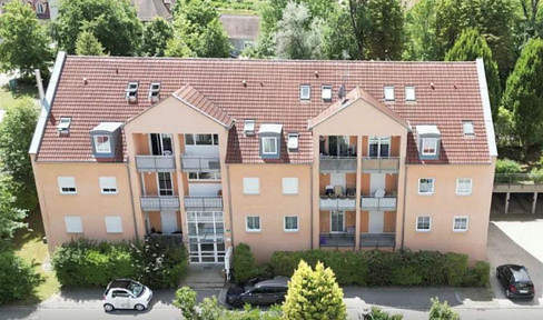 bright 1-room apartment with south-facing balcony, EBK