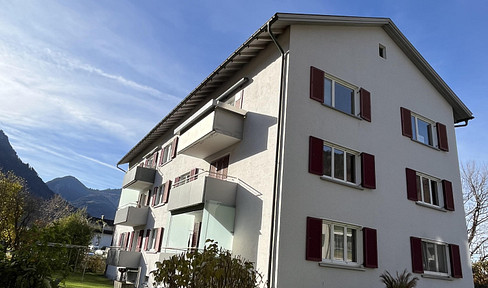 Schöne 3-Zimmer-Wohnung mit herrlichem Ausblick auf die umliegende Bergwelt