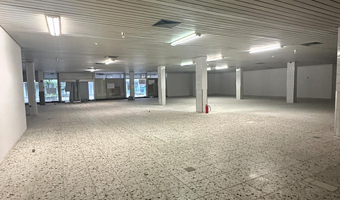 Ehemaliger Supermarkt 758m² Gewerbe für Fitness Freizeit Lager Einzelhandel Vereinsheim Sporthalle