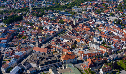 Well-let commercial property for sale 4%